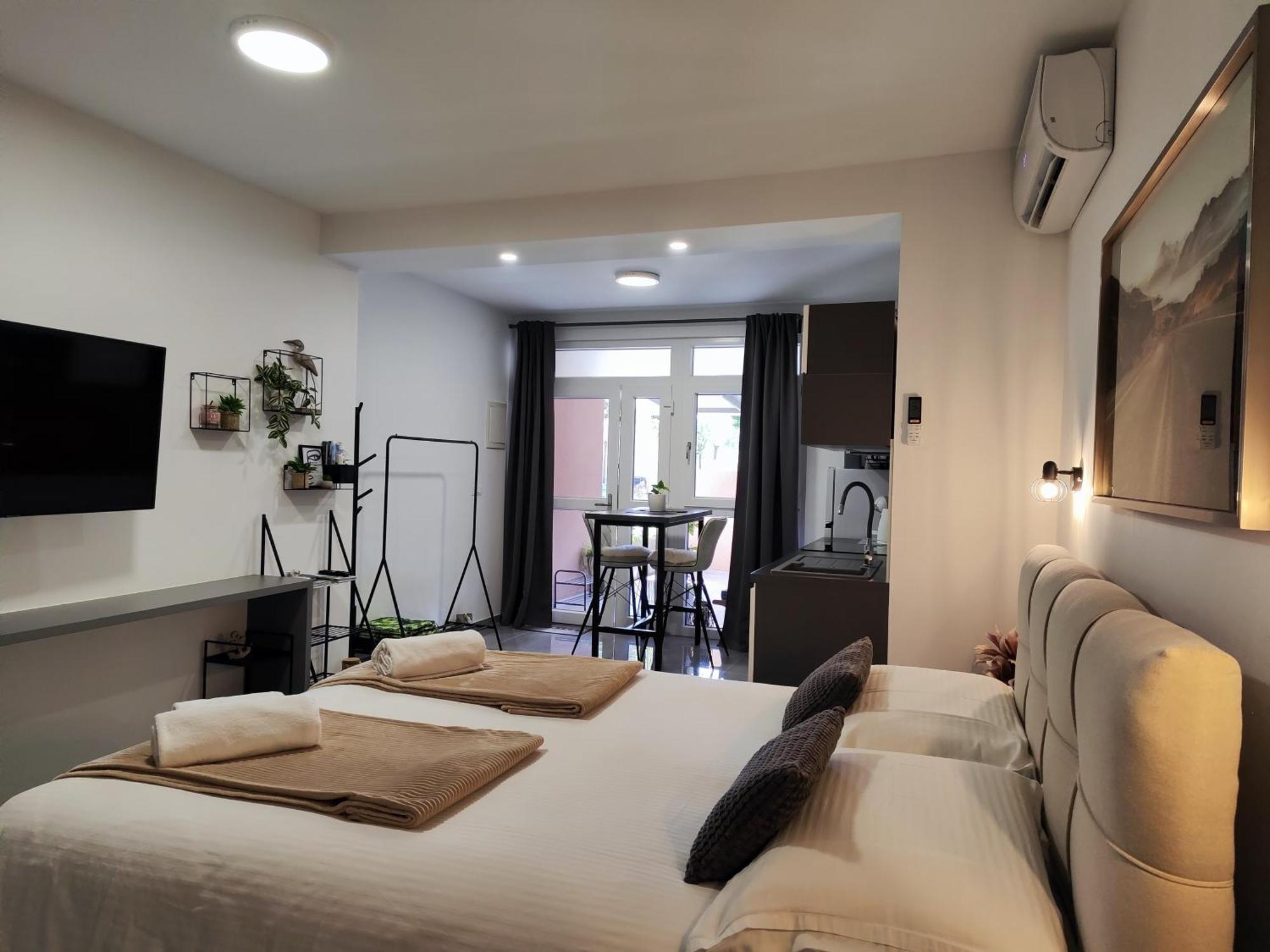 Cave With Free Parking Apartman Póla Kültér fotó